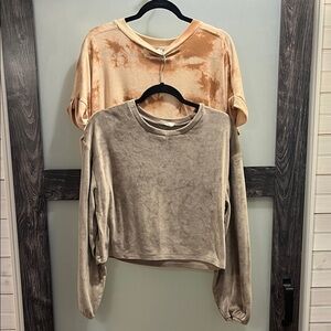 Gilli Peach Tie-Dye Tee & altered state velvet top bundle